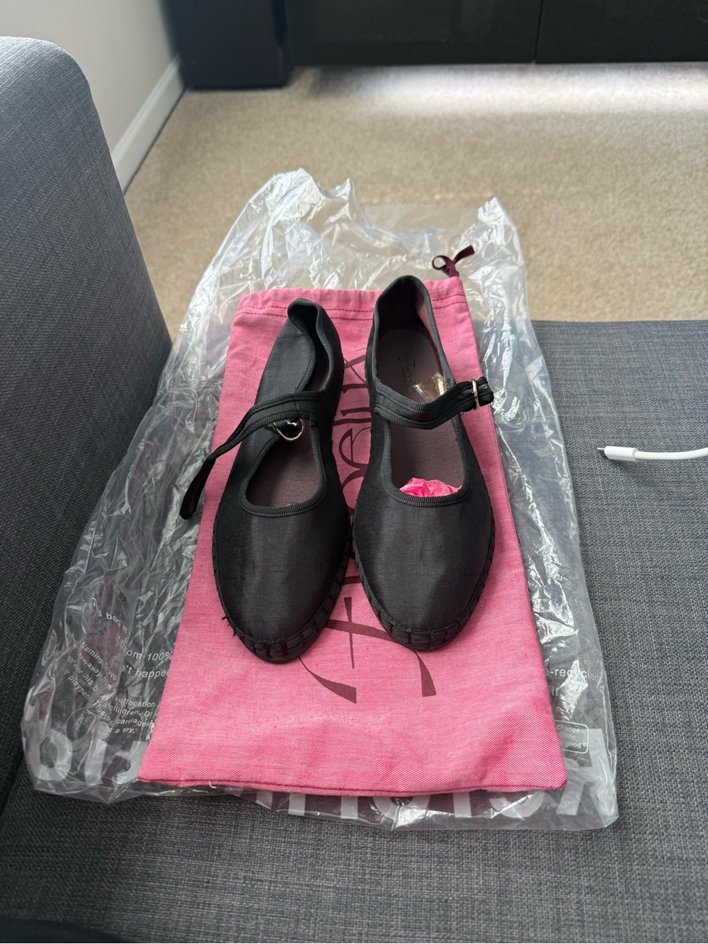 Flabelus Black Caufield